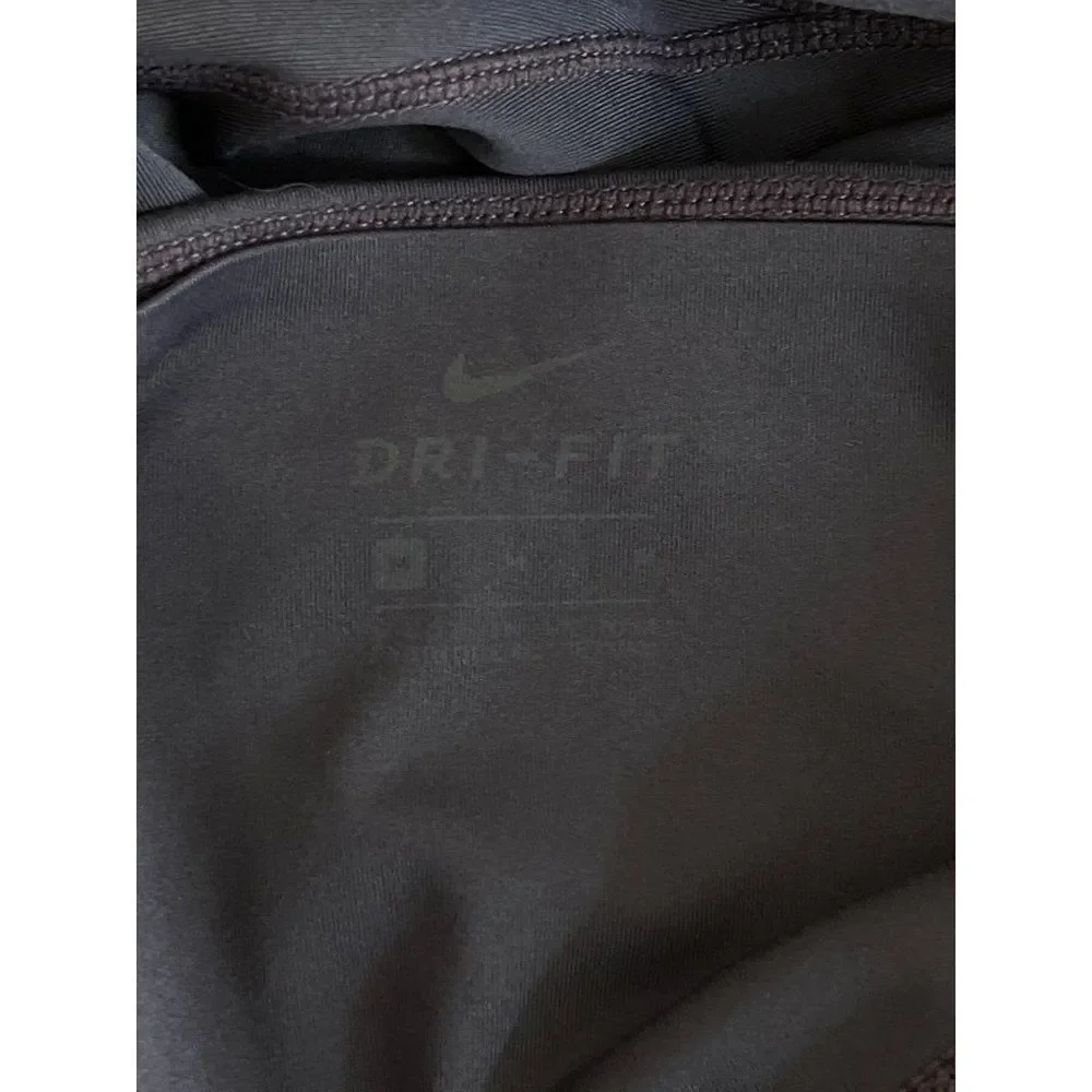 Nike Dri Fit Sz M Plum Purple Capri Leggings - Picture 6 of 6